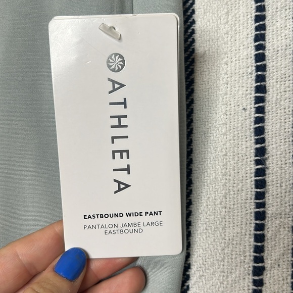 NWT Athleta Eastbound Wide Pant - Picture 4 of 9